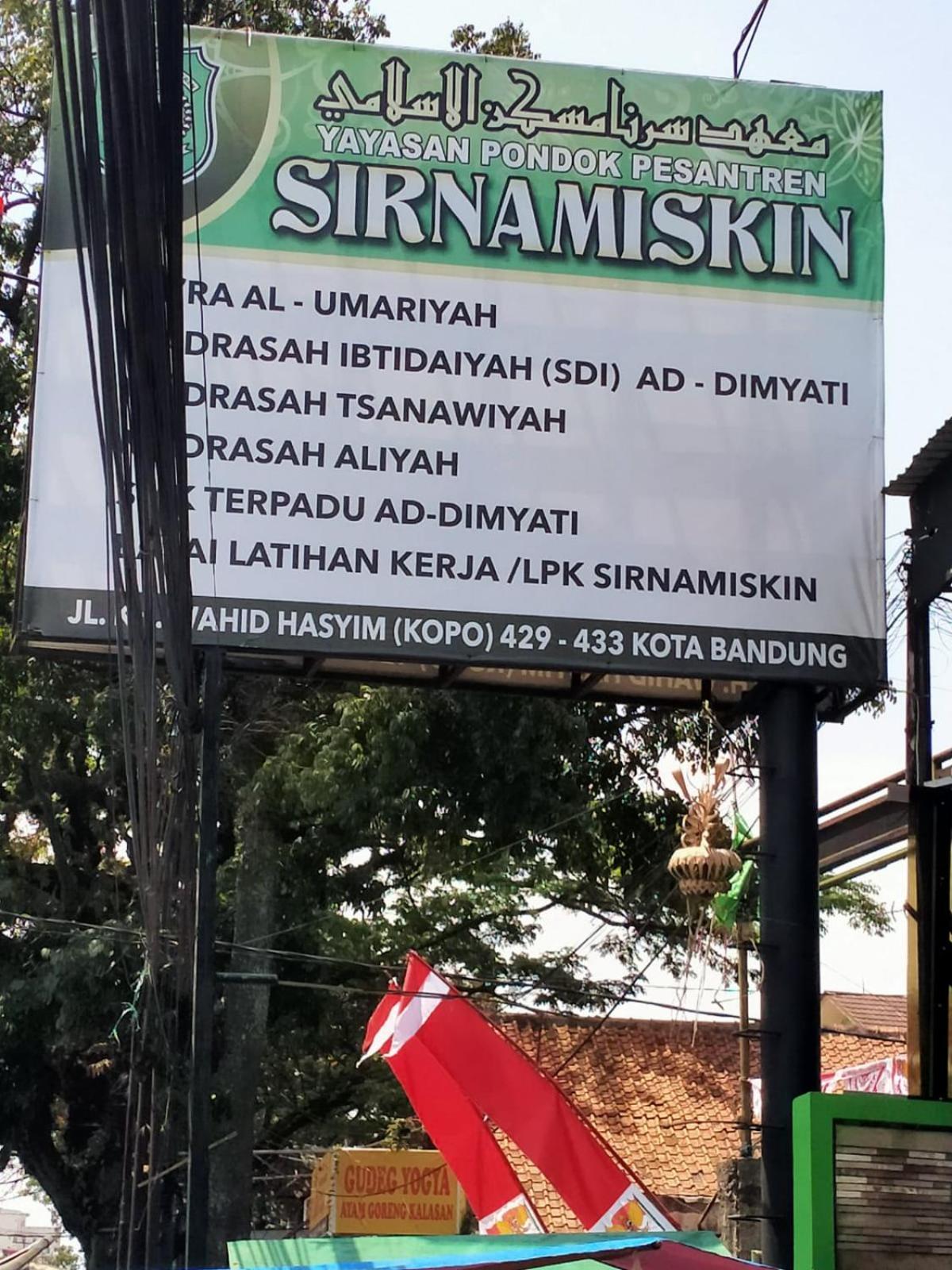 Gh Sirnamiskin Μπαντούνγκ Εξωτερικό φωτογραφία